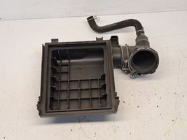 Toyota Auris E180 Coperchio scatola del filtro dell’aria 177050T060