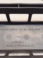 Mercedes-Benz Sprinter W907 W910 Muu ulkopuolen osa 9018311845