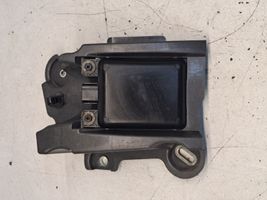 Mazda CX-3 Staffa sensore Distronic DB2R67Z41