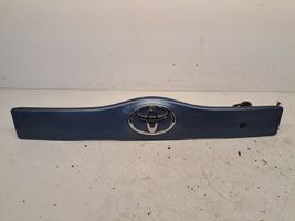 Toyota Prius (XW30) Takaluukun rekisterikilven valon palkki 7680147040