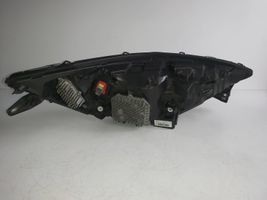 Iveco Daily 6th gen Lampa przednia 05802711800