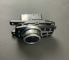 BMW X1 F48 F49 Multimediju kontrolieris 6820848