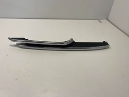 BMW 3 F30 F35 F31 Etupuskurin alempi jäähdytinsäleikkö 7279698