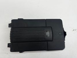 Volkswagen Touran II Battery box tray 3C0915443A