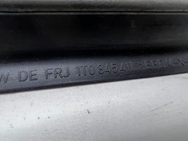 Volkswagen Touran II Fenêtre triangulaire avant / vitre 1T0845411