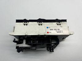 Mercedes-Benz A W168 Climate control unit 1688300485