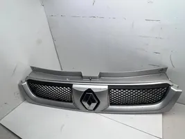 Renault Trafic II (X83) Grille calandre supérieure de pare-chocs avant 7700313438