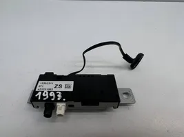 Opel Astra J Antenos stiprintuvas 13353311