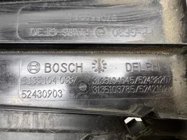 Opel Astra J Jäähdyttimen jäähdytinpuhallin 3135103785