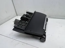 Audi A4 S4 B8 8K Peleninė panelėje 8K0857951