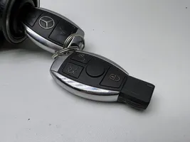 Mercedes-Benz C W204 Moottorinohjausyksikön sarja ja lukkosarja A2075450108