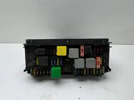 Mercedes-Benz C W204 Module de fusibles A2129008207