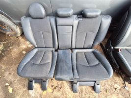 Mercedes-Benz E W211 Set interni 0