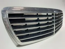 Mercedes-Benz E W211 Maskownica / Grill / Atrapa górna chłodnicy A2118800583