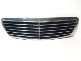 Mercedes-Benz E W211 Maskownica / Grill / Atrapa górna chłodnicy A2118800583