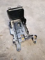 Volkswagen Golf V Vassoio batteria 1K0915333C