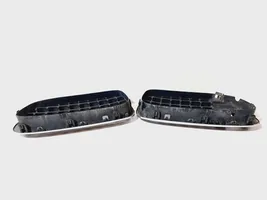 BMW 7 F01 F02 F03 F04 Grille calandre supérieure de pare-chocs avant 51137203198