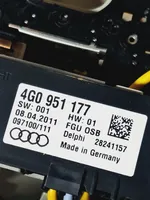 Audi A7 S7 4G Priekinių vietų apšvietimo žibintas 4G0951177