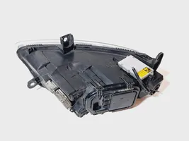 Audi A6 S6 C6 4F Lampa przednia 160135