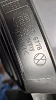 Volkswagen PASSAT B5 Grille inférieure de pare-chocs avant 3b0853677b
