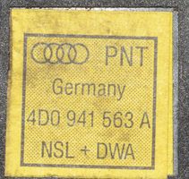 Audi A4 S4 B5 8D Włącznik świateł przeciwmgielnych 4D0941563A