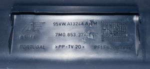 Volkswagen Sharan Copertura del rivestimento del sottoporta posteriore 7M0853372J