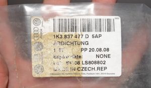 Volkswagen Golf V Uszczelka szyby drzwi przednich 1K3837477D