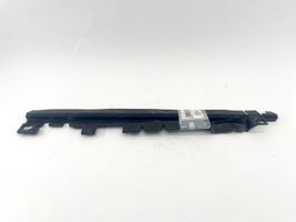 Audi A4 S4 B9 8W Wlot / Kanał powietrza intercoolera 8W0121292C