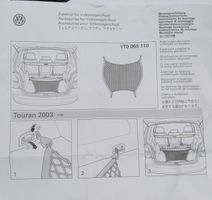 Volkswagen Touran I Tavaratilan suojaverkko 1T0065110