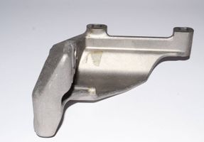 Audi 80 90 S2 B4 Supporto di montaggio della pompa del servosterzo 028145531E