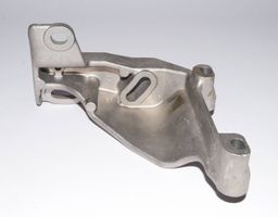 Audi 80 90 S2 B4 Supporto di montaggio della pompa del servosterzo 028145531E