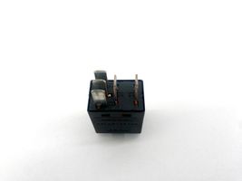 Audi A3 S3 A3 Sportback 8P Other relay 7M0951253C