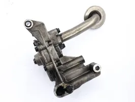 Volkswagen PASSAT B5.5 Oil pump 03G115105