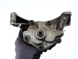 Volkswagen PASSAT B5.5 Oil pump 03G115105