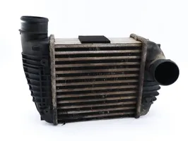 Audi A6 Allroad C6 Chłodnica powietrza doładowującego / Intercooler 4F0145806R