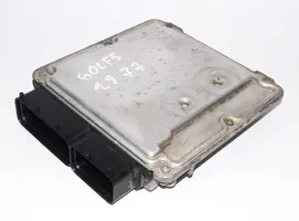 Volkswagen Golf V Sterownik / Moduł ECU 03g906016cb