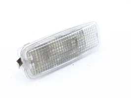 Audi A6 S6 C7 4G Illuminazione sedili posteriori 4L0947105