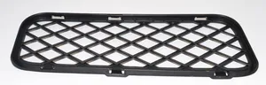 Volkswagen Touareg I Front bumper lower grill 7l6853676