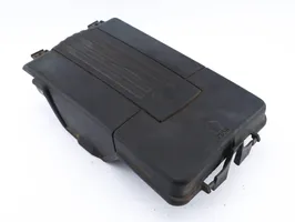 Volkswagen PASSAT B6 Couvercle de boîtier de batterie 1K0915443C