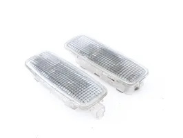 Audi A8 S8 D3 4E Otras luces interiores 4E0947105