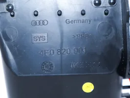 Audi A8 S8 D3 4E Kojelaudan sivutuuletussuuttimen kehys 4E0820901