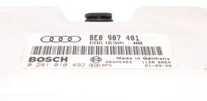 Audi A4 S4 B6 8E 8H Moottorin ohjainlaite/moduuli 8E0907401