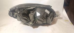 Mercedes-Benz C W204 Lampa przednia A2048209559