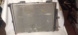 Mercedes-Benz E W210 Radiateur de refroidissement A2105001203