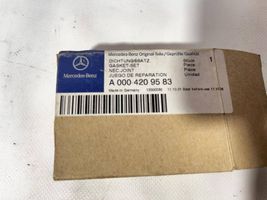 Mercedes-Benz E W210 Étrier de frein arrière A0004209583