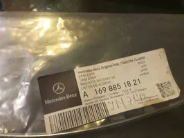 Mercedes-Benz GL X166 Staffa angolare del supporto di montaggio del paraurti A1698851821