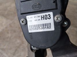 KIA Ceed Pedal del acelerador 070825J0182