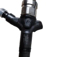 Toyota Corolla Verso E121 Injecteur de carburant 236700R170