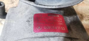 Mercedes-Benz G W461 463 Générateur / alternateur A0081541102