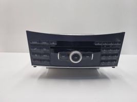 Mercedes-Benz E W212 Navigation unit CD/DVD player A2129069900